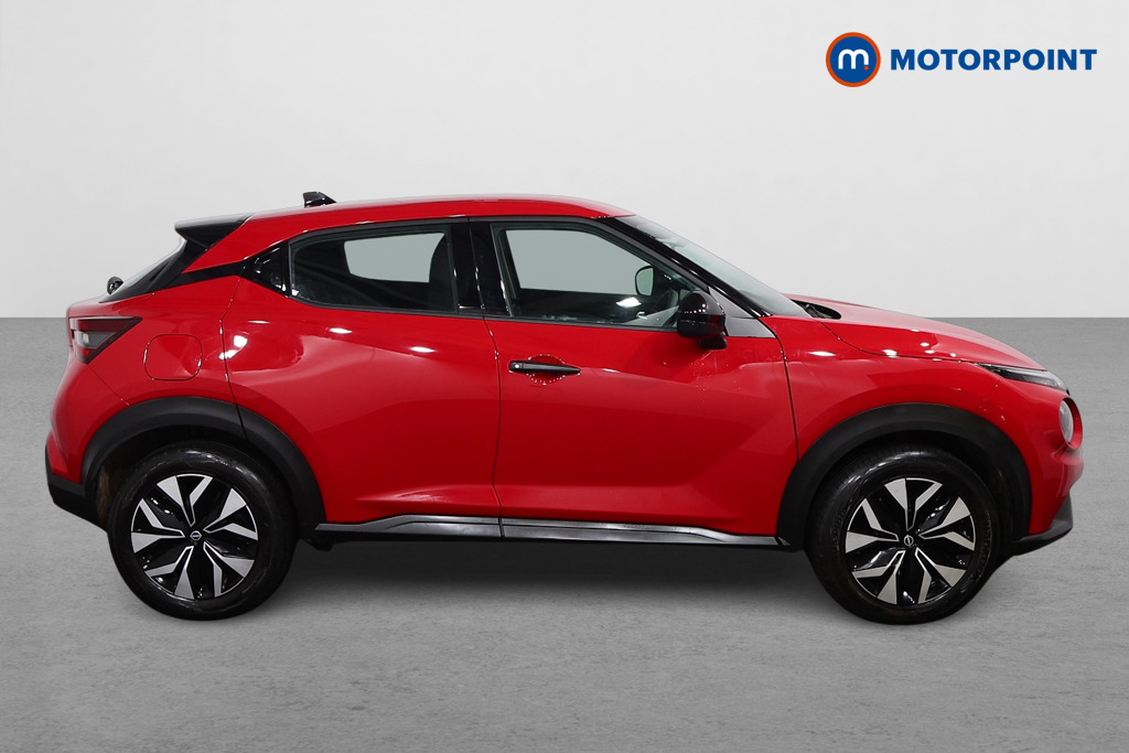 Nissan Juke Acenta Premium Manual Petrol SUV - Stock Number (1621203) - Drivers side