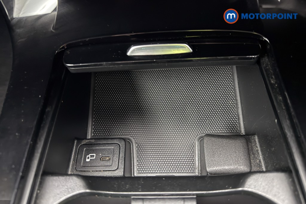 Mercedes-Benz A Class Amg Line Edition Automatic Petrol Plug-In Hybrid Hatchback - Stock Number (1621413) - 14th supplementary image