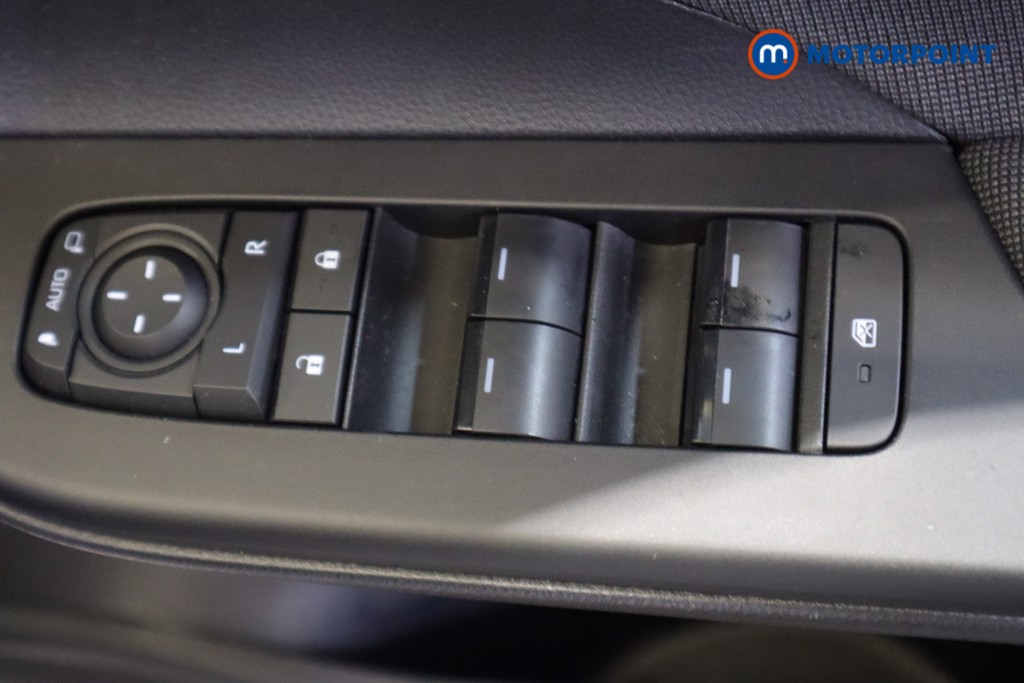 Toyota C-Hr Design Automatic Petrol Plug-In Hybrid SUV - Stock Number (1621427) - 15th supplementary image