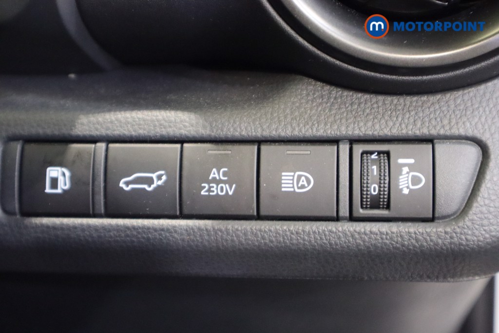 Toyota C-Hr Design Automatic Petrol Plug-In Hybrid SUV - Stock Number (1621427) - 16th supplementary image