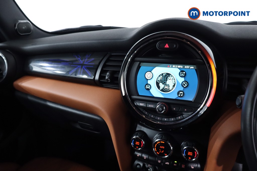 Mini Hatchback Cooper S Exclusive Automatic Petrol Hatchback - Stock Number (1621547) - 17th supplementary image