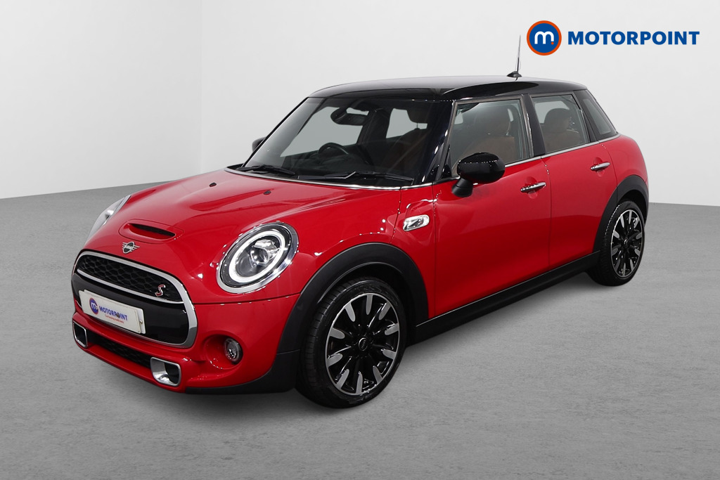 Mini Hatchback Cooper S Exclusive Automatic Petrol Hatchback - Stock Number (1621547) - Passenger side front corner