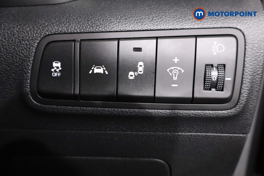 Hyundai Tucson Premium Manual Petrol SUV - Stock Number (1621565) - 17th supplementary image