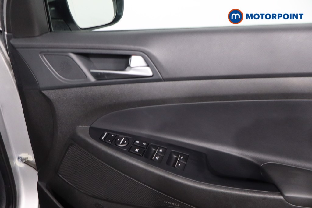 Hyundai Tucson Premium Manual Petrol SUV - Stock Number (1621565) - 23rd supplementary image