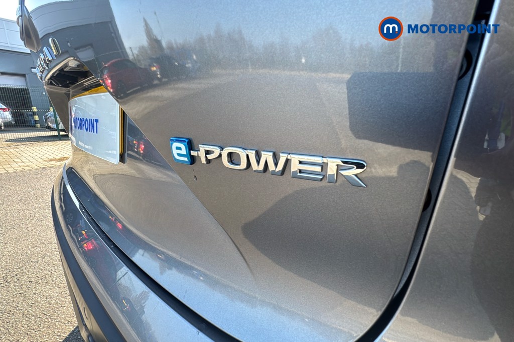 Nissan Qashqai Acenta Premium Automatic Petrol-Electric Hybrid SUV - Stock Number (1621879) - 37th supplementary image