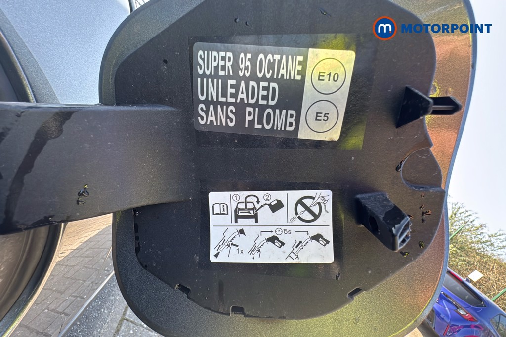 Nissan Qashqai Acenta Premium Automatic Petrol-Electric Hybrid SUV - Stock Number (1621879) - 41st supplementary image