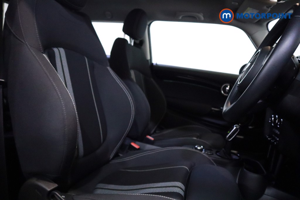 Mini Hatchback Cooper S Level 1 Automatic Electric Hatchback - Stock Number (1622410) - 5th supplementary image