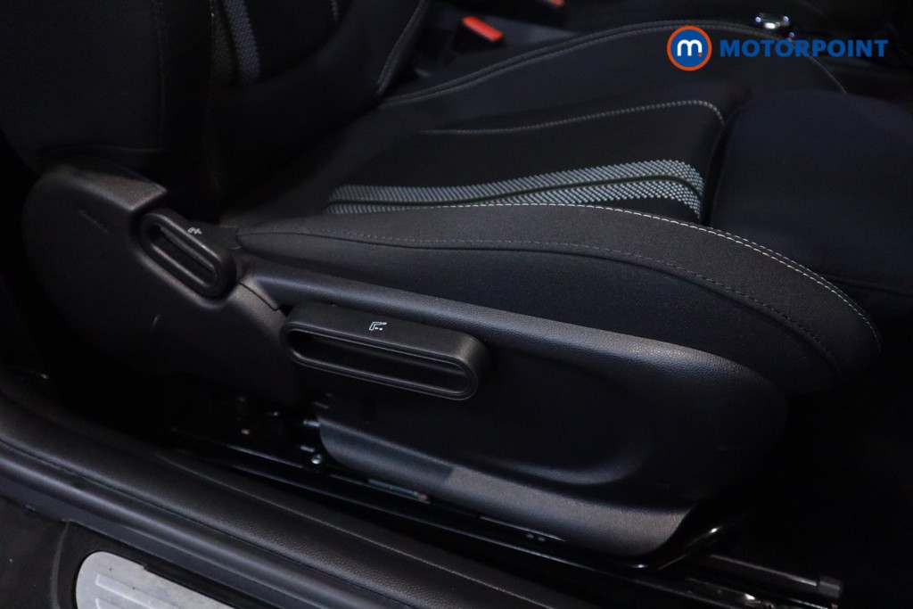 Mini Hatchback Cooper S Level 1 Automatic Electric Hatchback - Stock Number (1622410) - 6th supplementary image