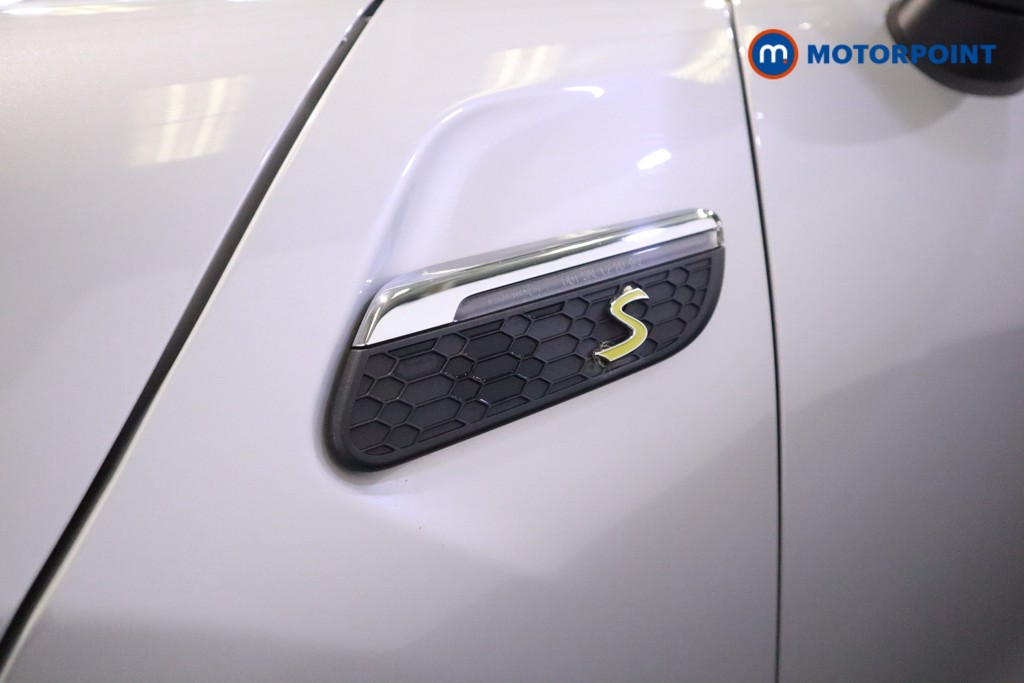 Mini Hatchback Cooper S Level 1 Automatic Electric Hatchback - Stock Number (1622410) - 40th supplementary image