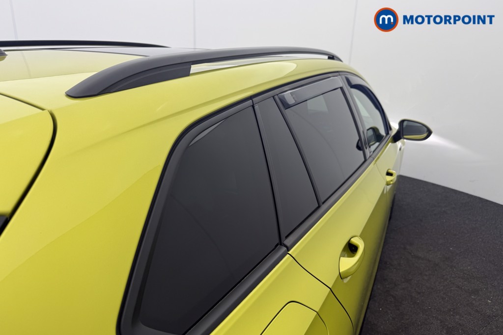 Volkswagen Golf R-Line Manual Petrol Estate - Stock Number (1622580) - 21st supplementary image