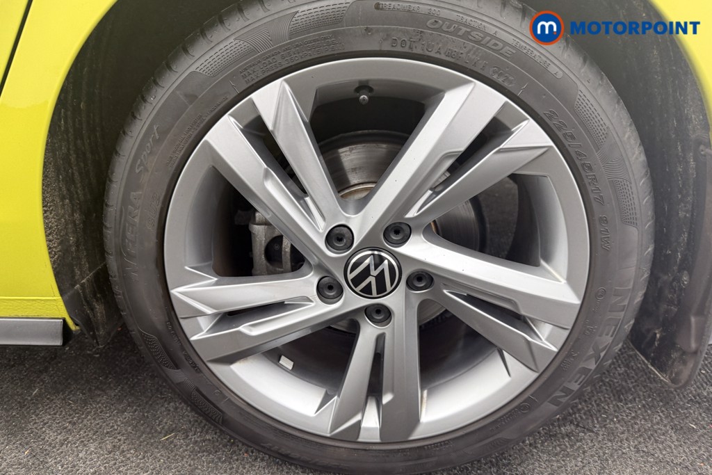 Volkswagen Golf R-Line Manual Petrol Estate - Stock Number (1622580) - 25th supplementary image