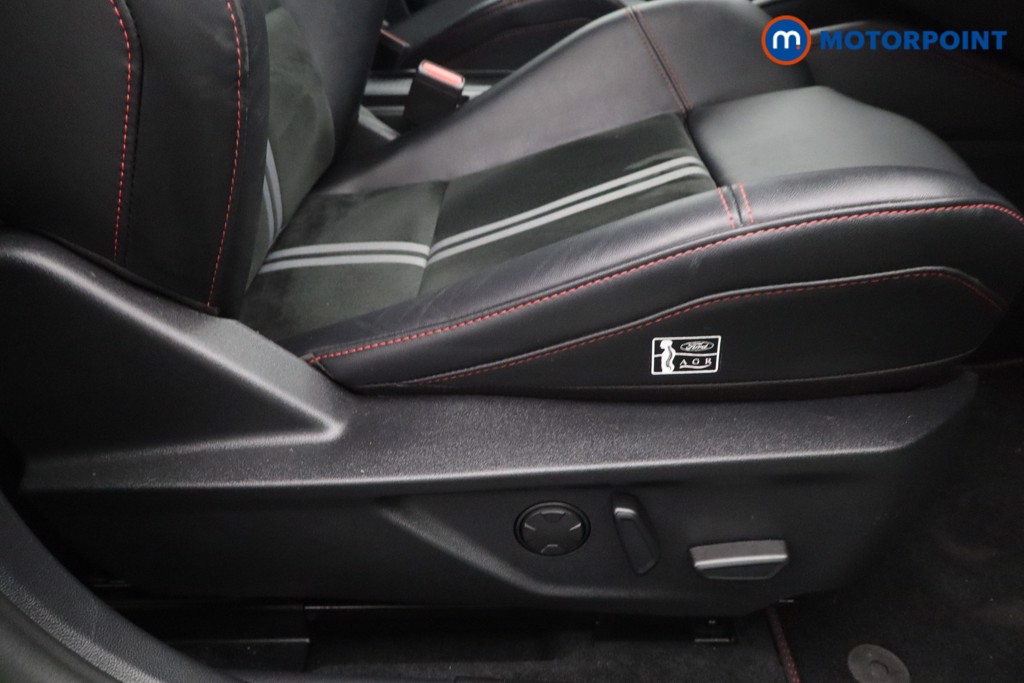 Ford Focus ST Manual Petrol Hatchback - Stock Number (1622698) - 19th supplementary image