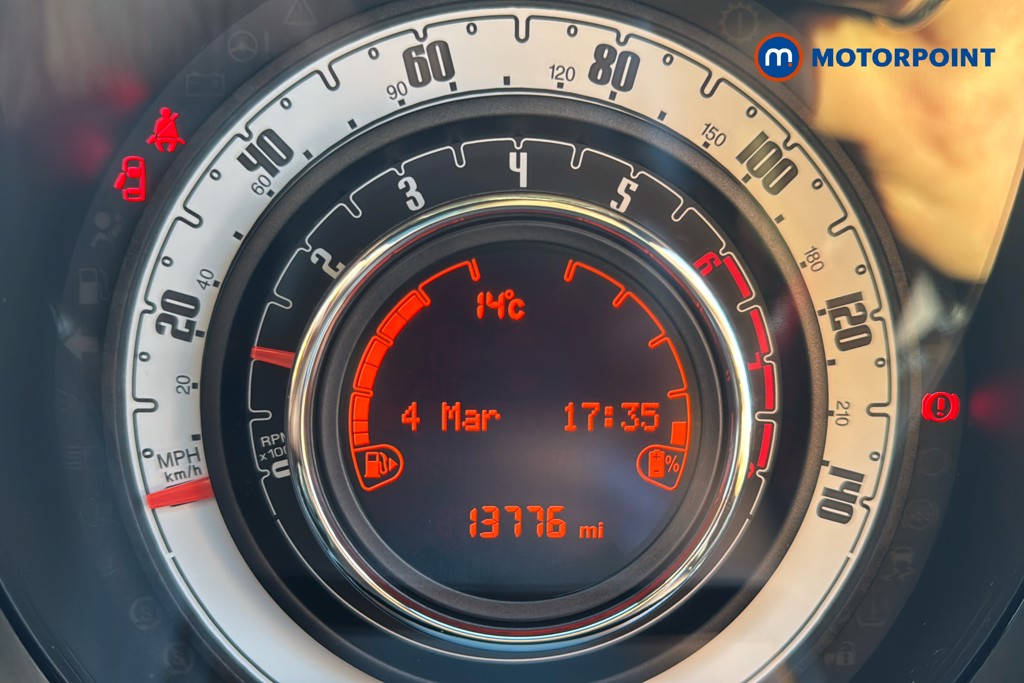 Fiat 500 RED Manual Petrol Hatchback - Stock Number (1622868) - 8th supplementary image