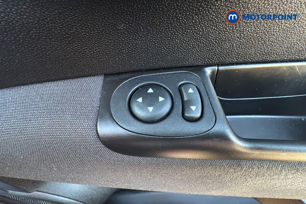 Fiat 500 RED Manual Petrol Hatchback - Stock Number (1622868) - 20th supplementary image