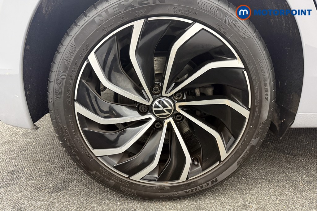 Volkswagen Golf Style Edition Manual Petrol Hatchback - Stock Number (1623126) - 19th supplementary image