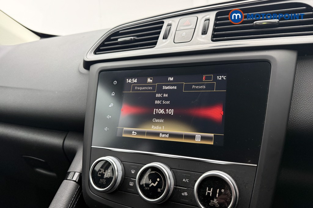 Renault Kadjar Play Manual Petrol SUV - Stock Number (1597951) - 11th supplementary image
