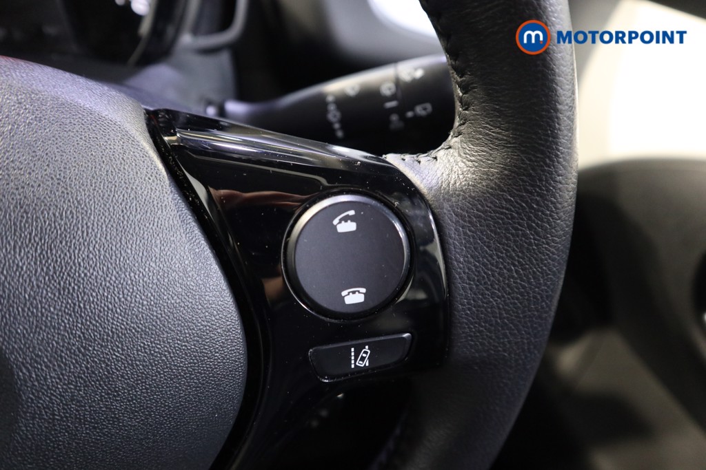 Toyota Aygo X-Play Manual Petrol Hatchback - Stock Number (1603745) - 4th supplementary image