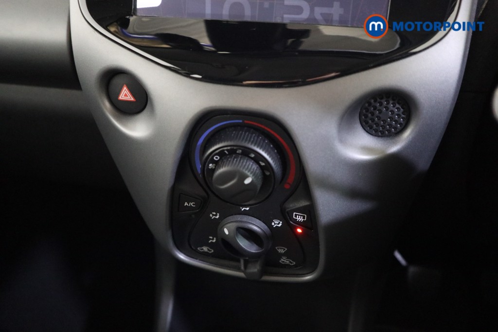 Toyota Aygo X-Play Manual Petrol Hatchback - Stock Number (1603745) - 7th supplementary image