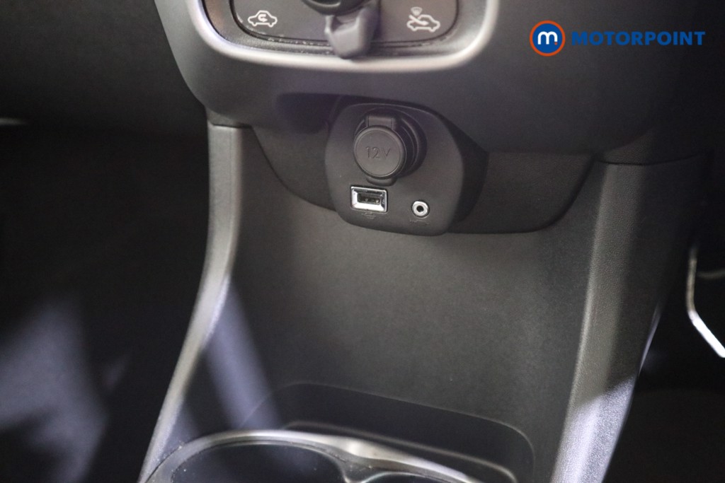 Toyota Aygo X-Play Manual Petrol Hatchback - Stock Number (1603745) - 8th supplementary image