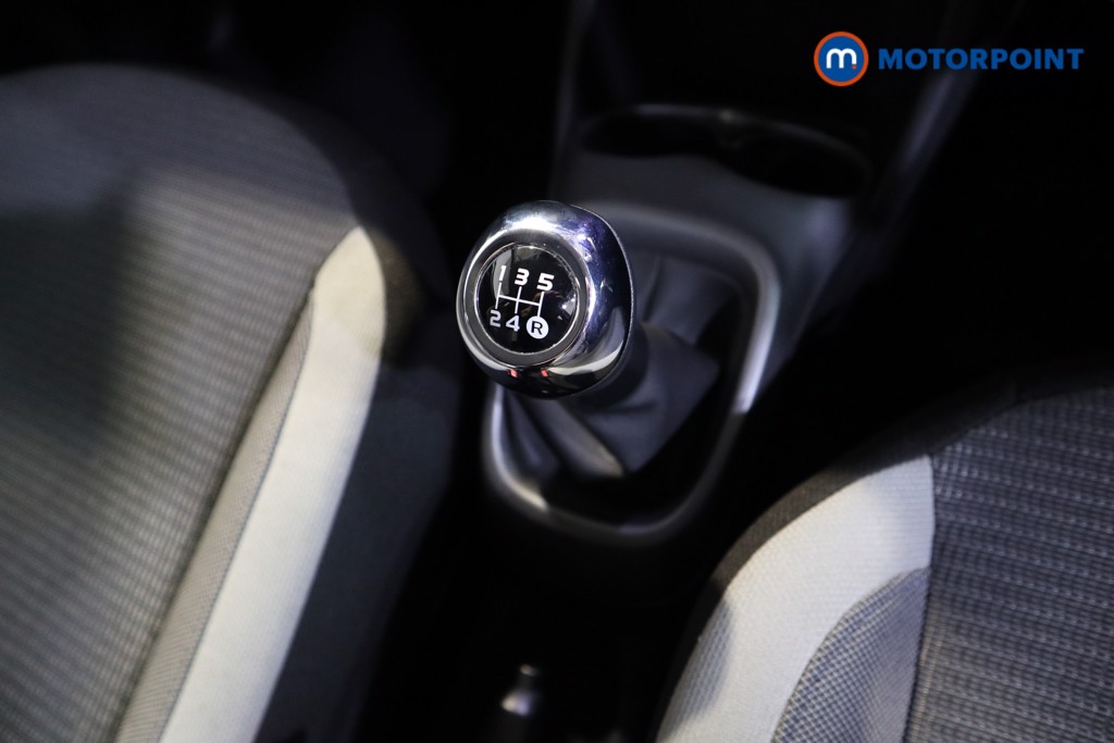 Toyota Aygo X-Play Manual Petrol Hatchback - Stock Number (1603745) - 9th supplementary image