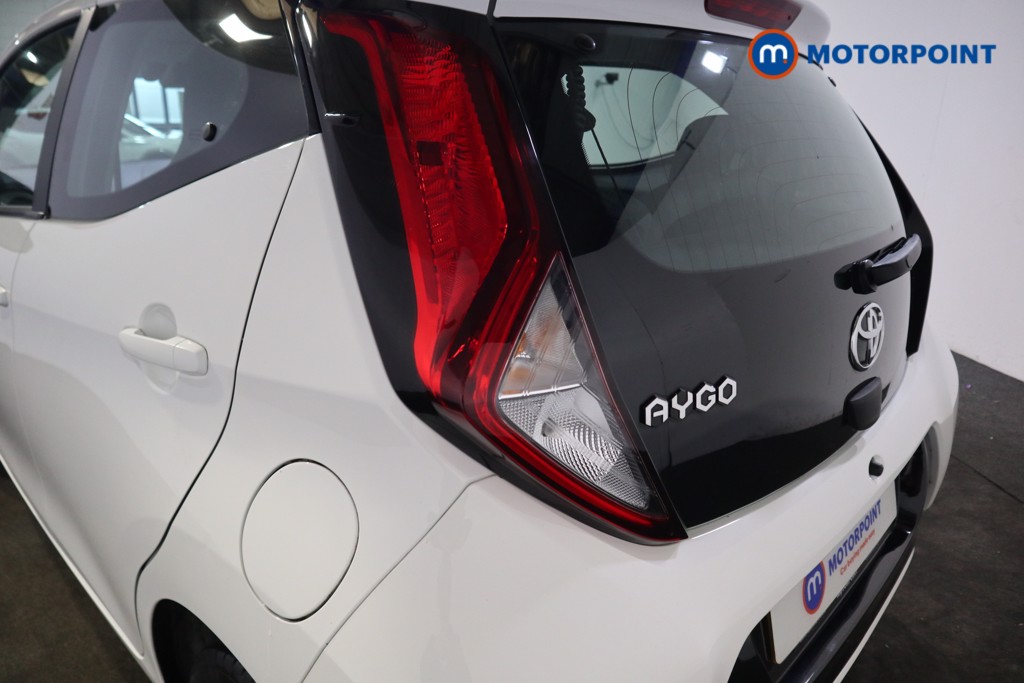 Toyota Aygo X-Play Manual Petrol Hatchback - Stock Number (1603745) - 23rd supplementary image