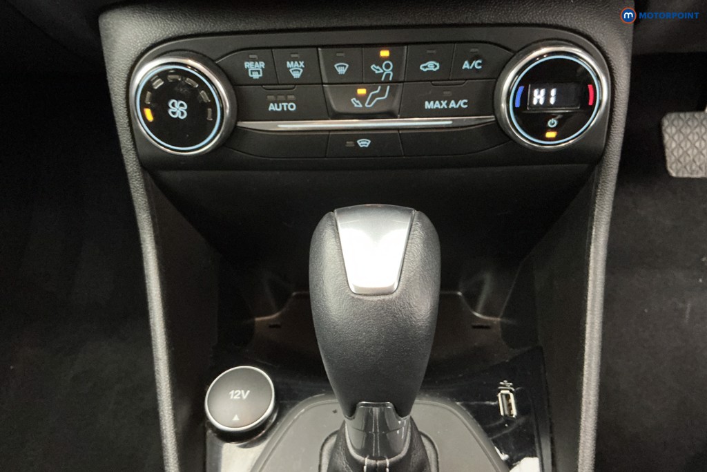 Ford Fiesta Titanium Automatic Petrol Hatchback - Stock Number (1604923) - 21st supplementary image