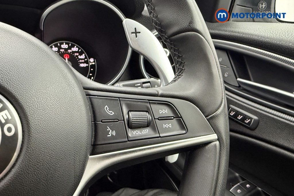 Alfa Romeo Stelvio Milano Automatic Petrol SUV - Stock Number (1605545) - 9th supplementary image