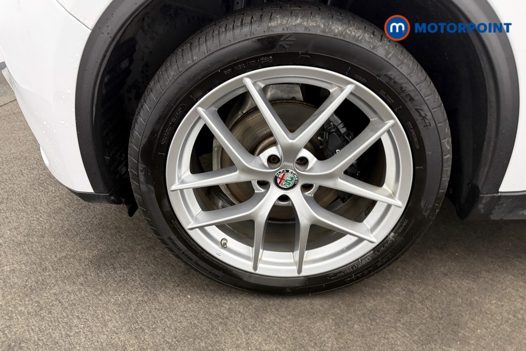 Alfa Romeo Stelvio Milano Automatic Petrol SUV - Stock Number (1605545) - 28th supplementary image