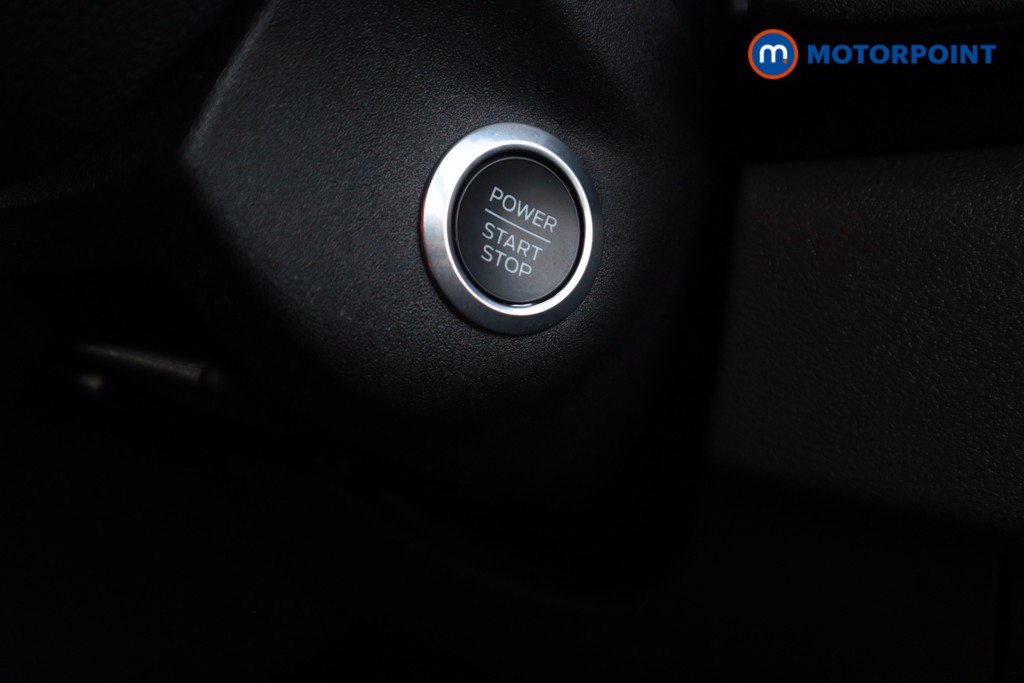 Ford Transit Limited Automatic Diesel Medium Roof Van - Stock Number (1607445) - 6th supplementary image