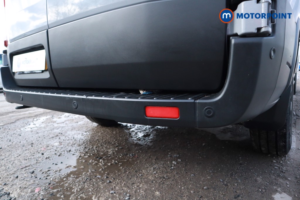 Ford Transit Limited Automatic Diesel Medium Roof Van - Stock Number (1607445) - 28th supplementary image