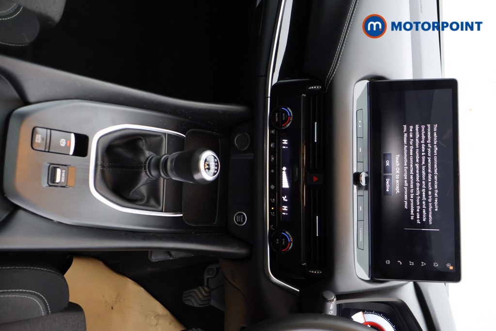 Nissan Qashqai N-Connecta Manual Petrol SUV - Stock Number (1608473) - 20th supplementary image