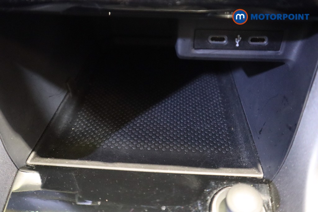 Volkswagen T-Cross Active Manual Petrol SUV - Stock Number (1609557) - 21st supplementary image