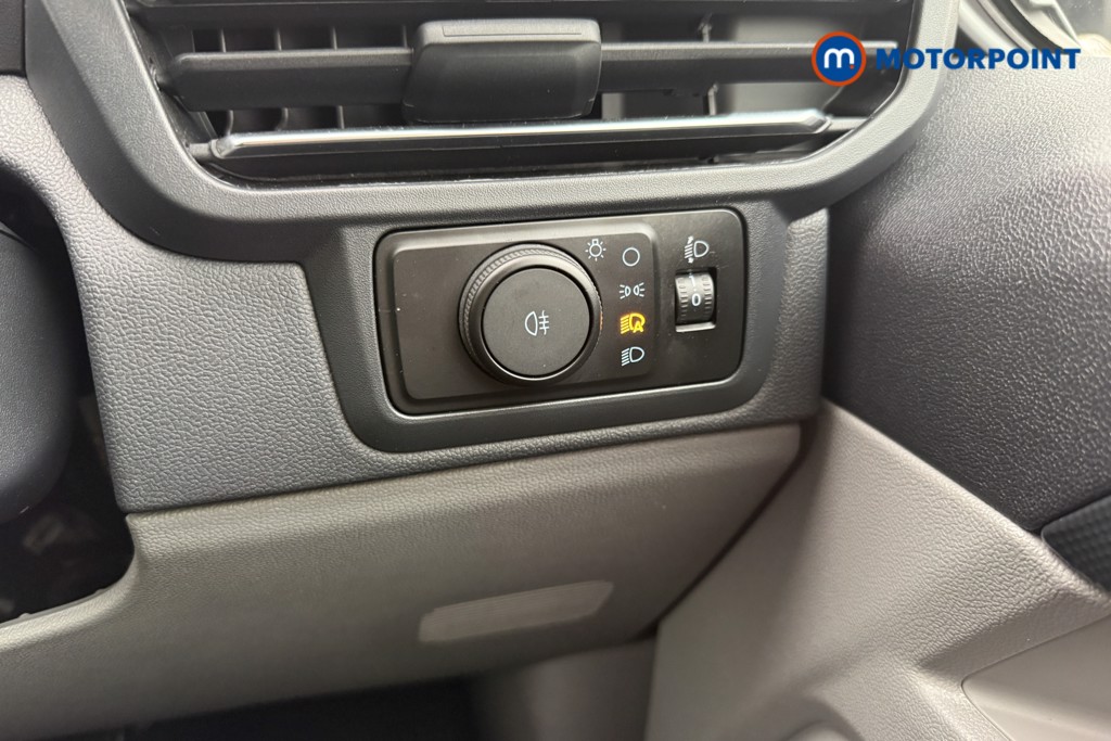 Ford Transit Custom Limited Manual Diesel Standard Roof Minibus - Stock Number (1610189) - 19th supplementary image