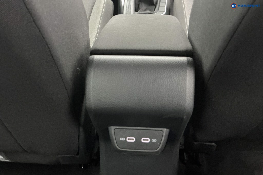 Volkswagen Polo Life Manual Petrol Hatchback - Stock Number (1611359) - 15th supplementary image