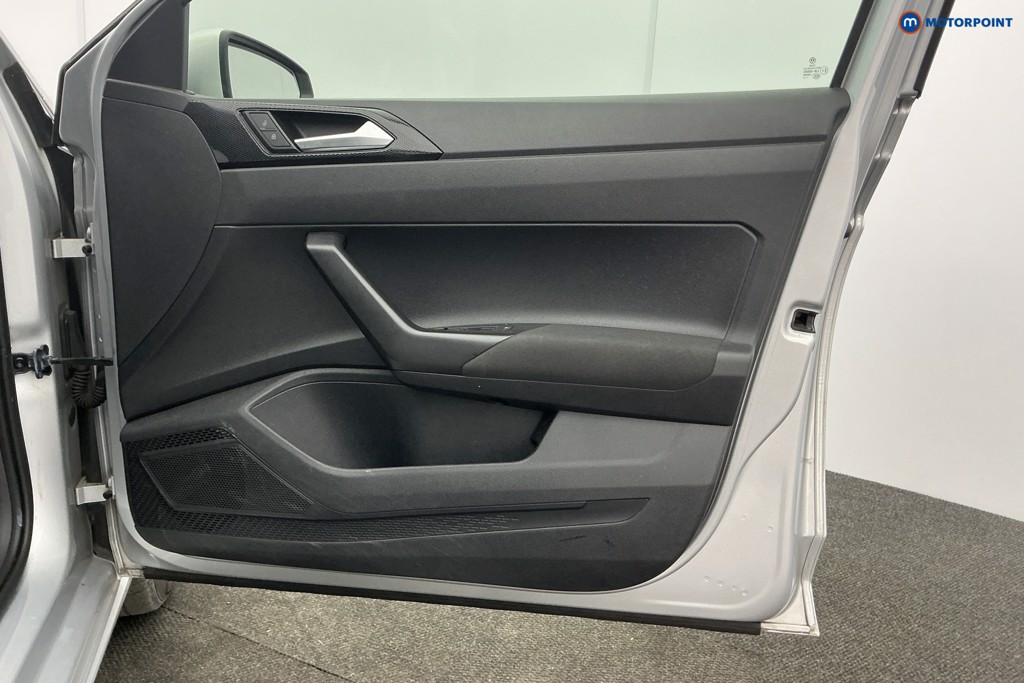 Volkswagen Polo Life Manual Petrol Hatchback - Stock Number (1611359) - 26th supplementary image