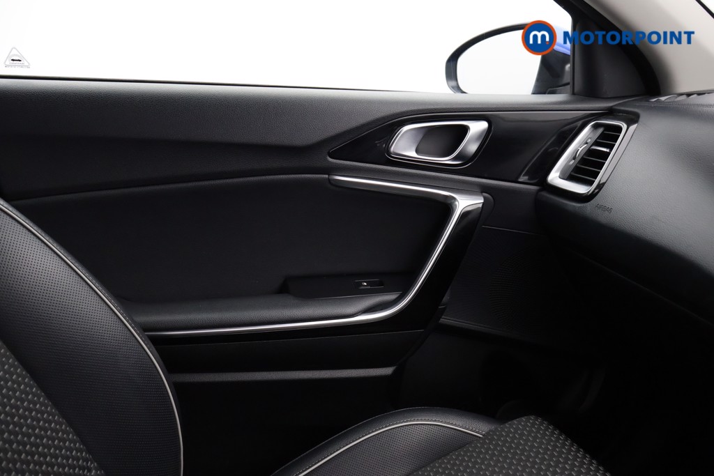 KIA Ceed Blue Edition Automatic Petrol Hatchback - Stock Number (1611586) - 17th supplementary image