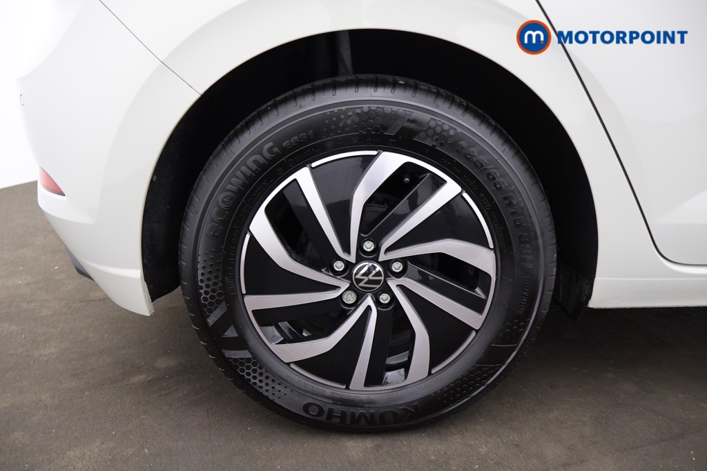 Volkswagen Polo Life Manual Petrol Hatchback - Stock Number (1611721) - 2nd supplementary image