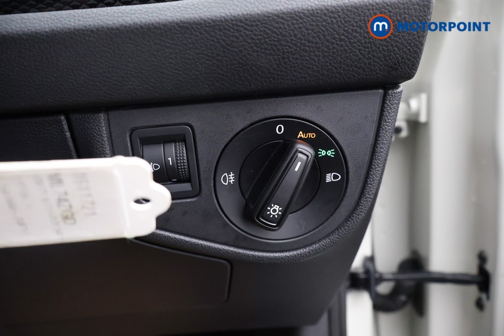 Volkswagen Polo Life Manual Petrol Hatchback - Stock Number (1611721) - 10th supplementary image