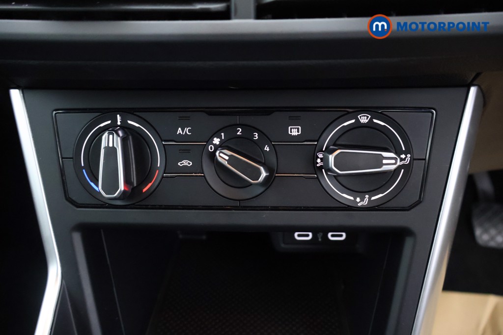 Volkswagen Polo Life Manual Petrol Hatchback - Stock Number (1611721) - 13th supplementary image