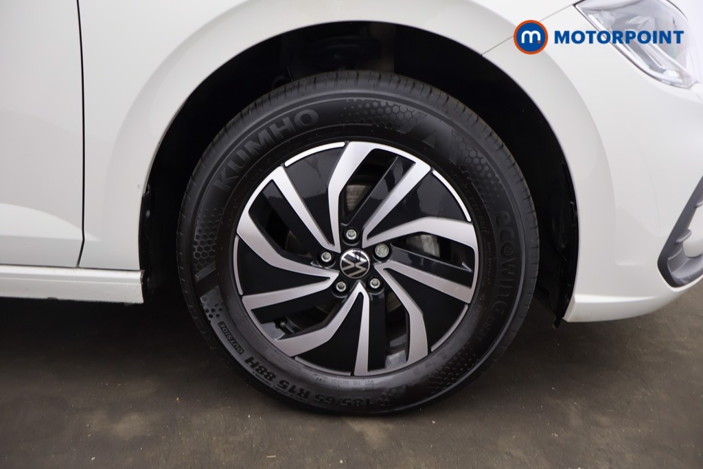 Volkswagen Polo Life Manual Petrol Hatchback - Stock Number (1611721) - 1st supplementary image