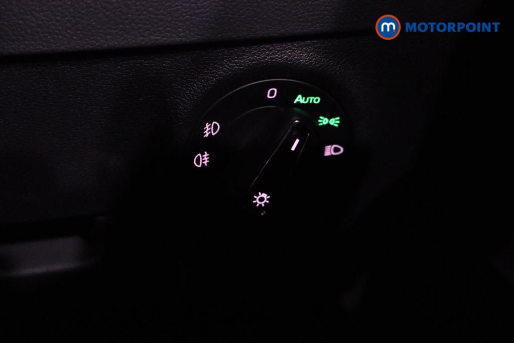 Skoda Karoq Se L Manual Petrol SUV - Stock Number (1612802) - 9th supplementary image