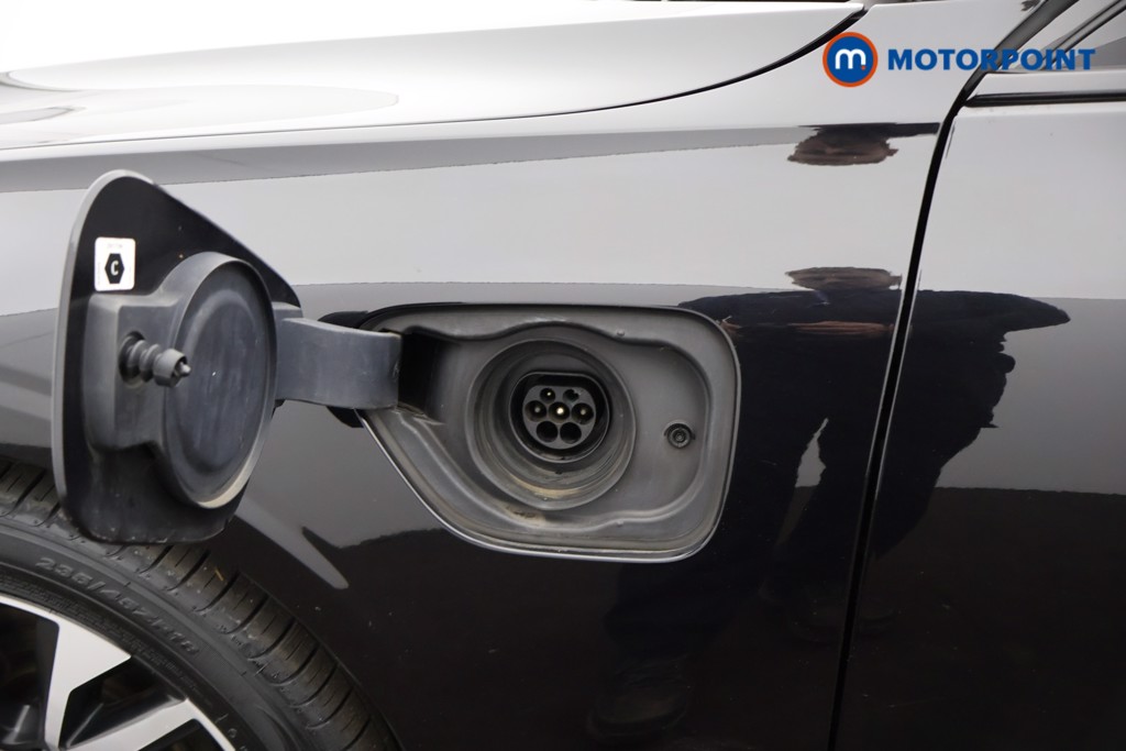 Volvo V60 R Design Automatic Petrol Plug-In Hybrid Estate - Stock Number (1613160) - 18th supplementary image