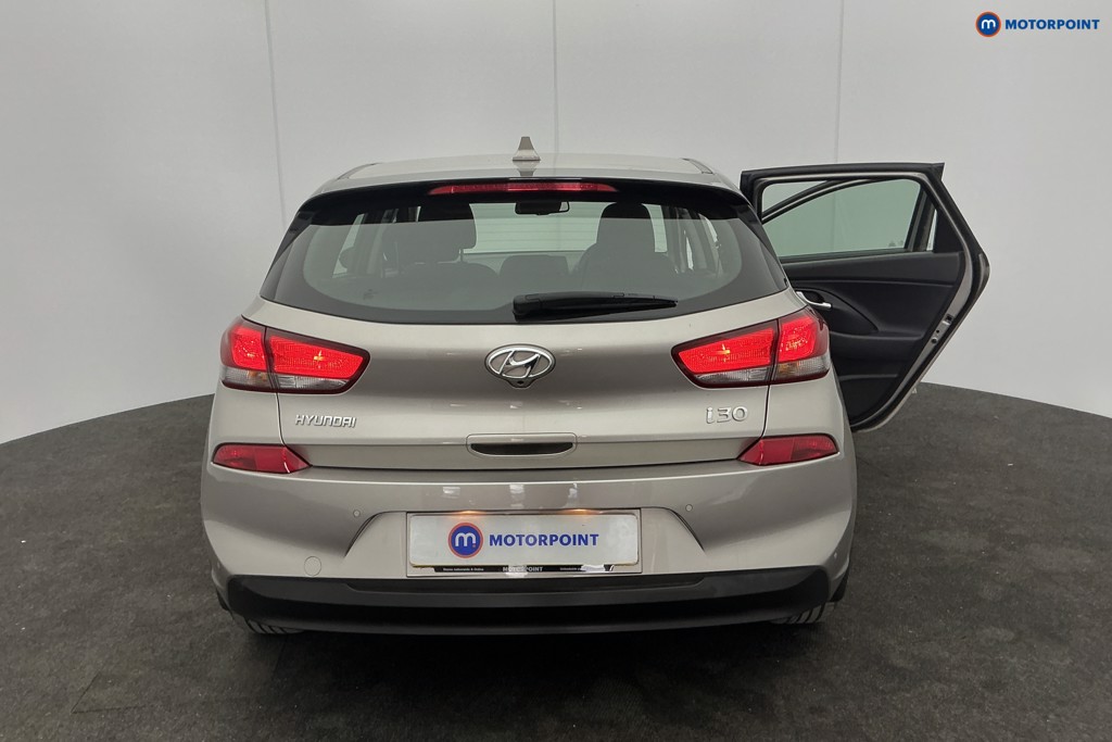 Hyundai I30 SE Manual Petrol Hatchback - Stock Number (1614492) - 4th supplementary image