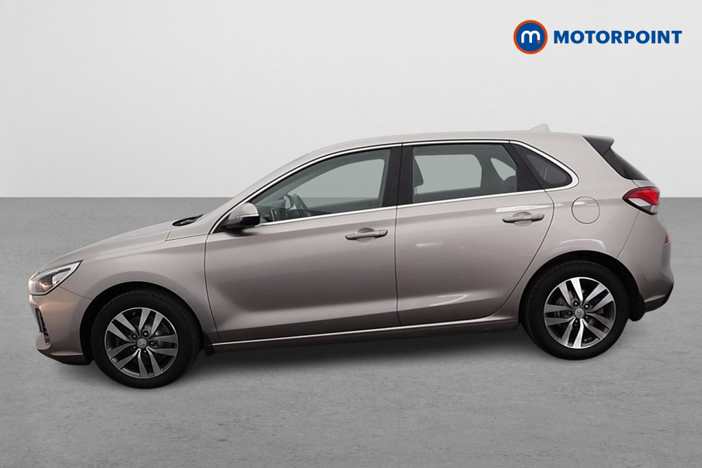 Hyundai I30 SE Manual Petrol Hatchback - Stock Number (1614492) - Passenger side