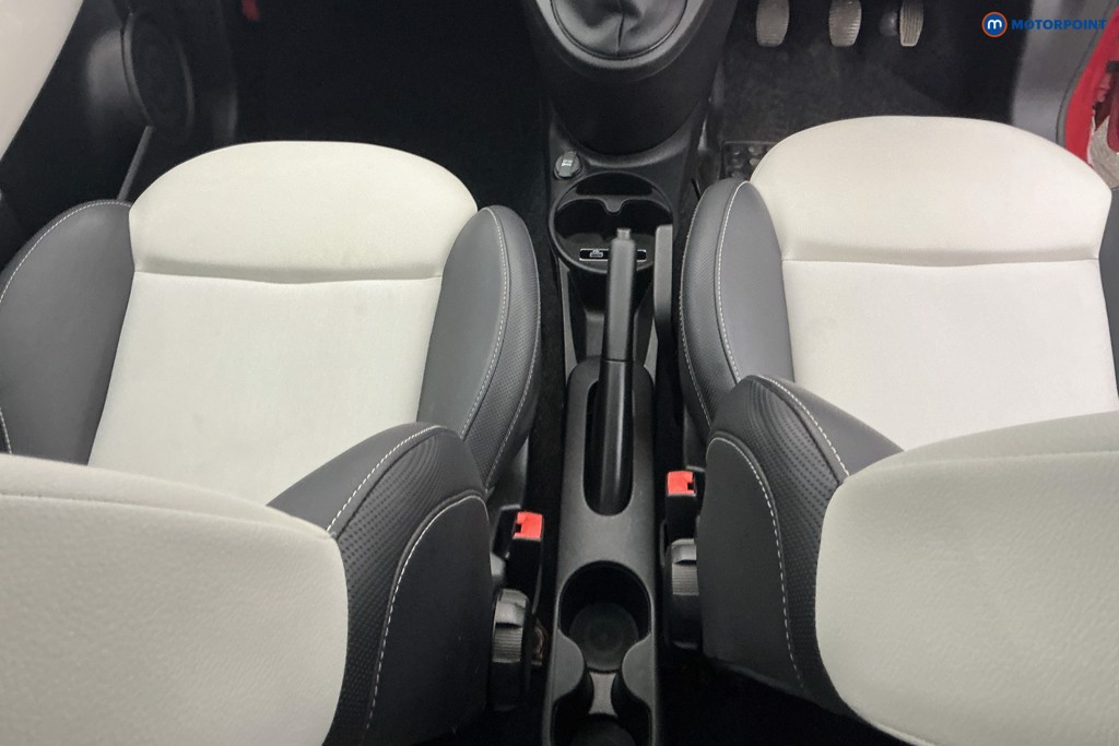 Fiat 500 Dolcevita Plus Manual Petrol Hatchback - Stock Number (1614580) - 13th supplementary image