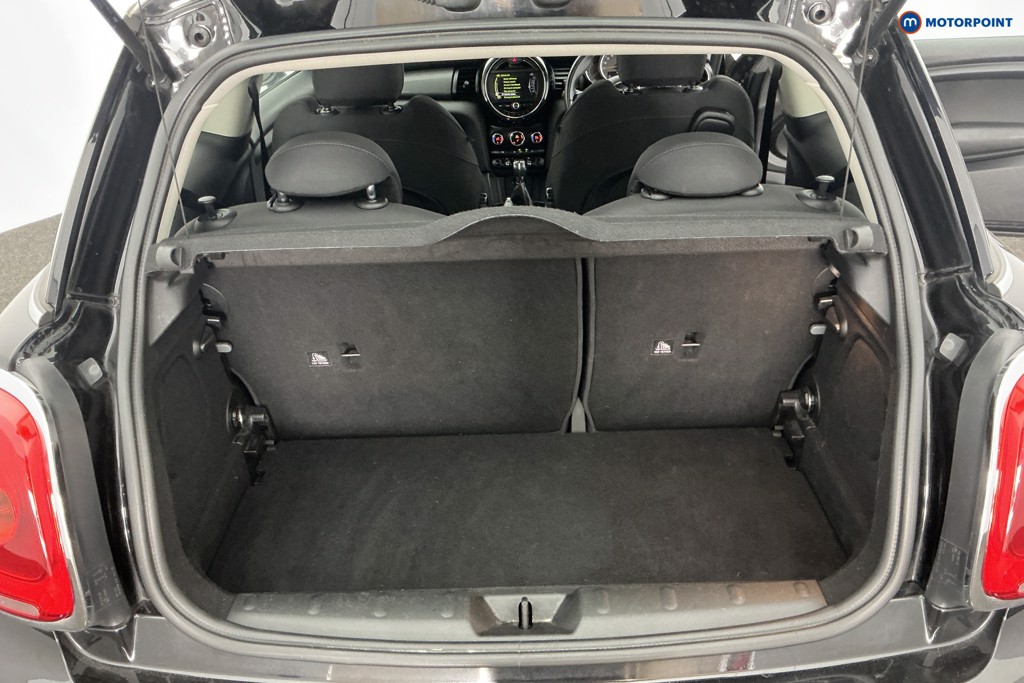 Mini Hatchback Cooper Manual Petrol Hatchback - Stock Number (1615150) - 3rd supplementary image