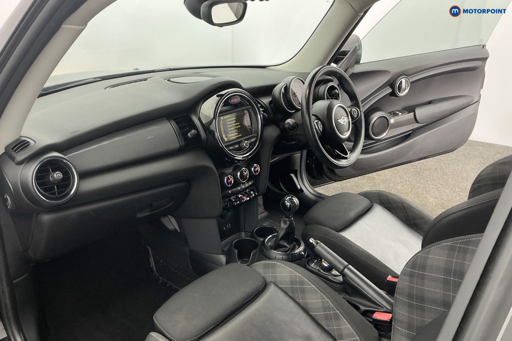 Mini Hatchback Cooper Manual Petrol Hatchback - Stock Number (1615150) - 12th supplementary image