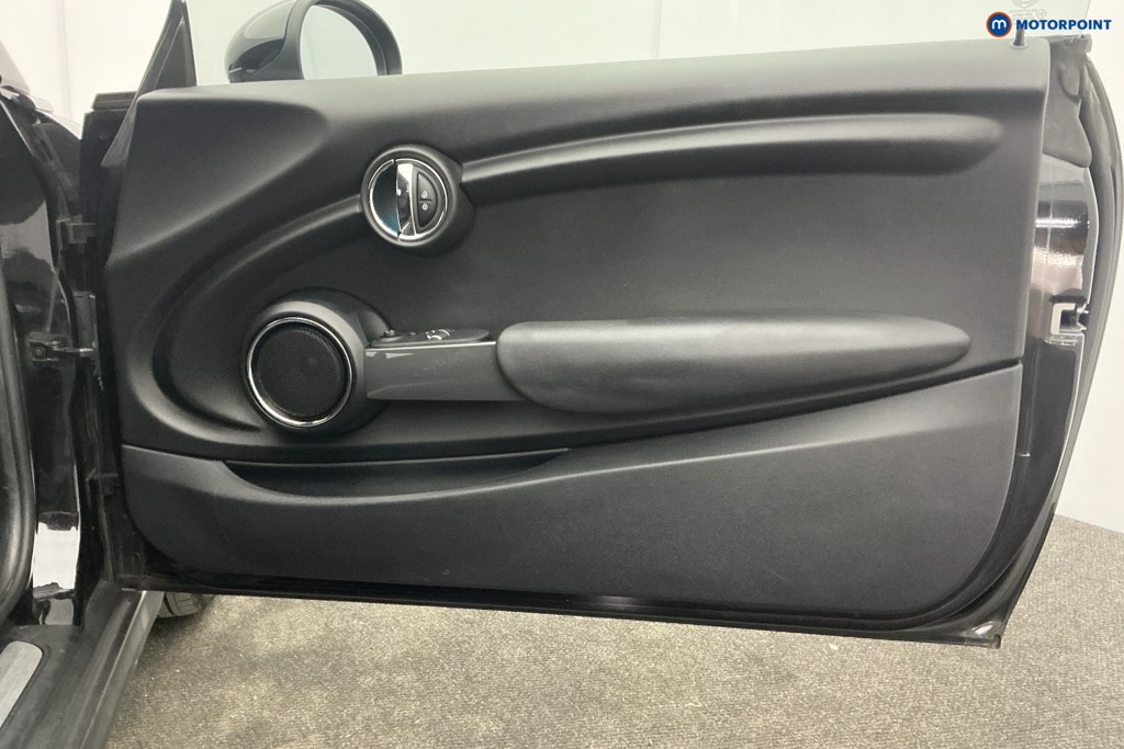 Mini Hatchback Cooper Manual Petrol Hatchback - Stock Number (1615150) - 26th supplementary image