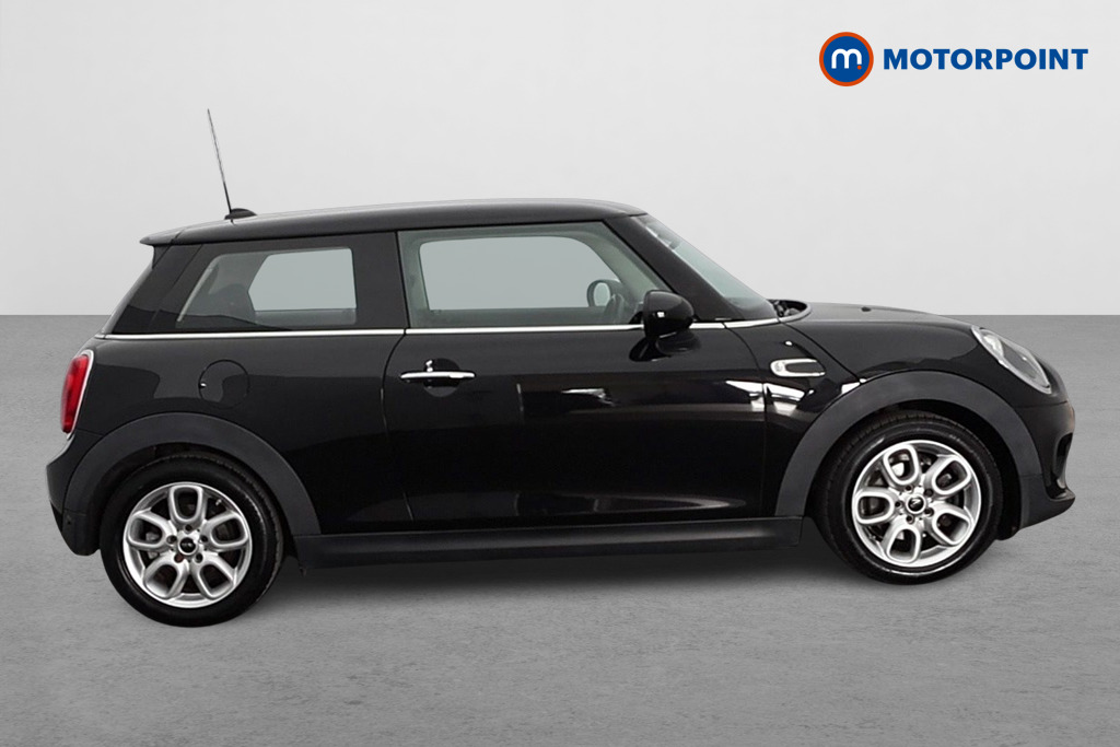 Mini Hatchback Cooper Manual Petrol Hatchback - Stock Number (1615150) - Drivers side
