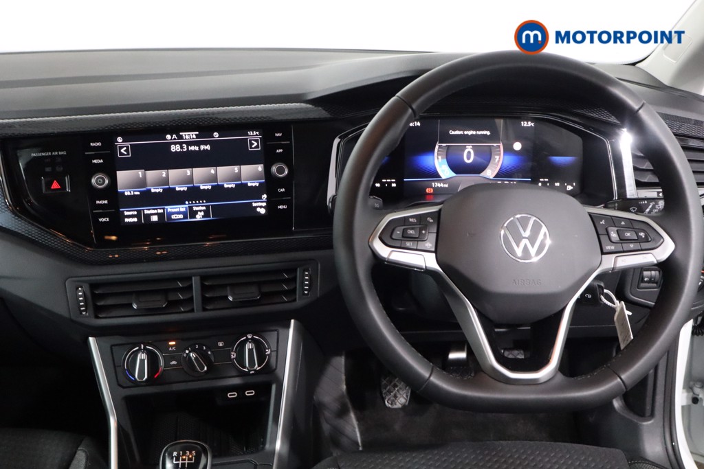 Volkswagen Polo Life Manual Petrol Hatchback - Stock Number (1615211) - 3rd supplementary image